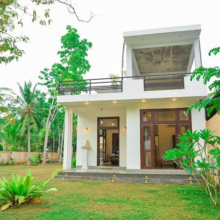 Yehen'S Villa Унаватуна Екстериор снимка
